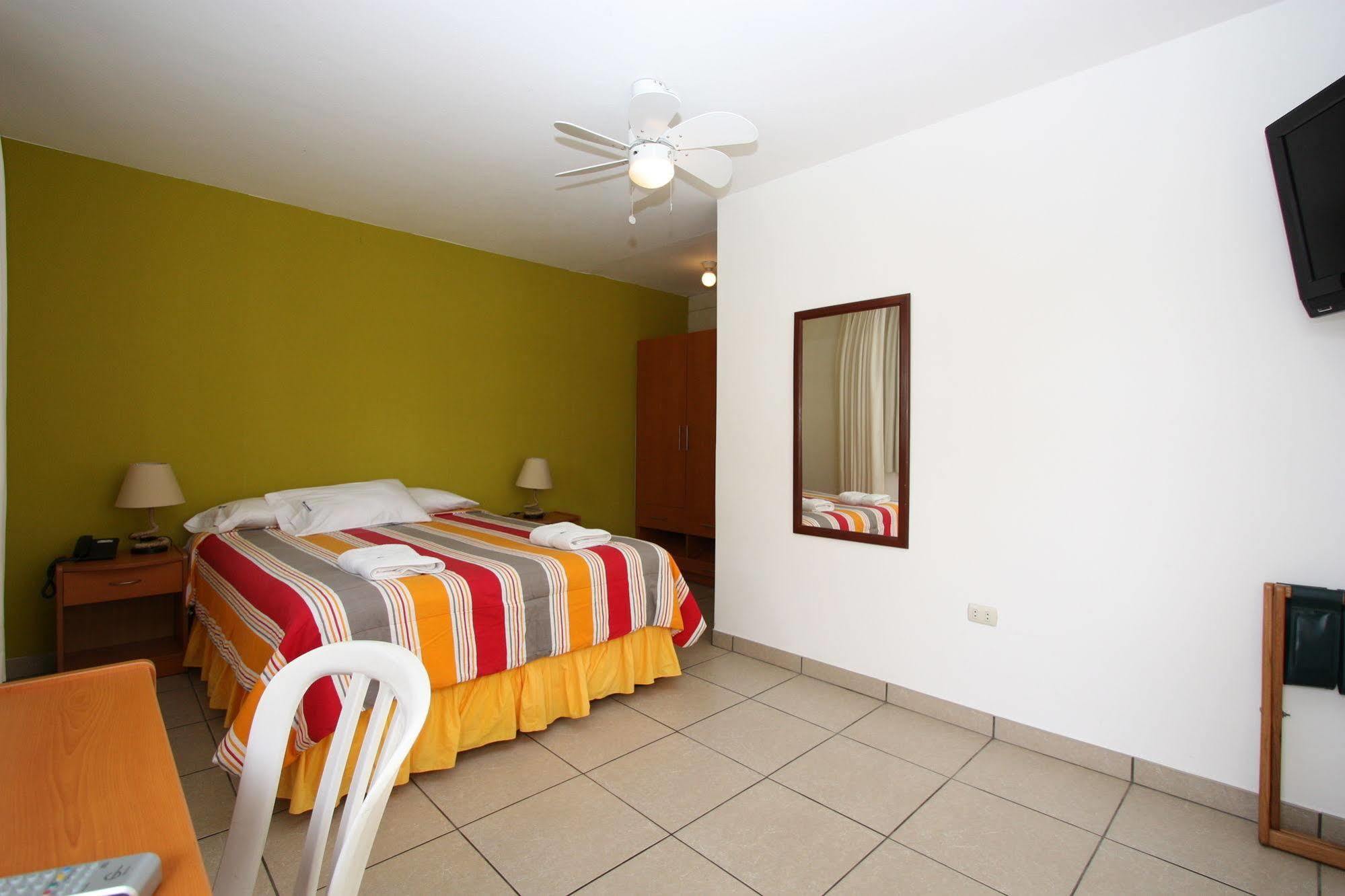 Hotel Bracamonte Huanchaco Kültér fotó