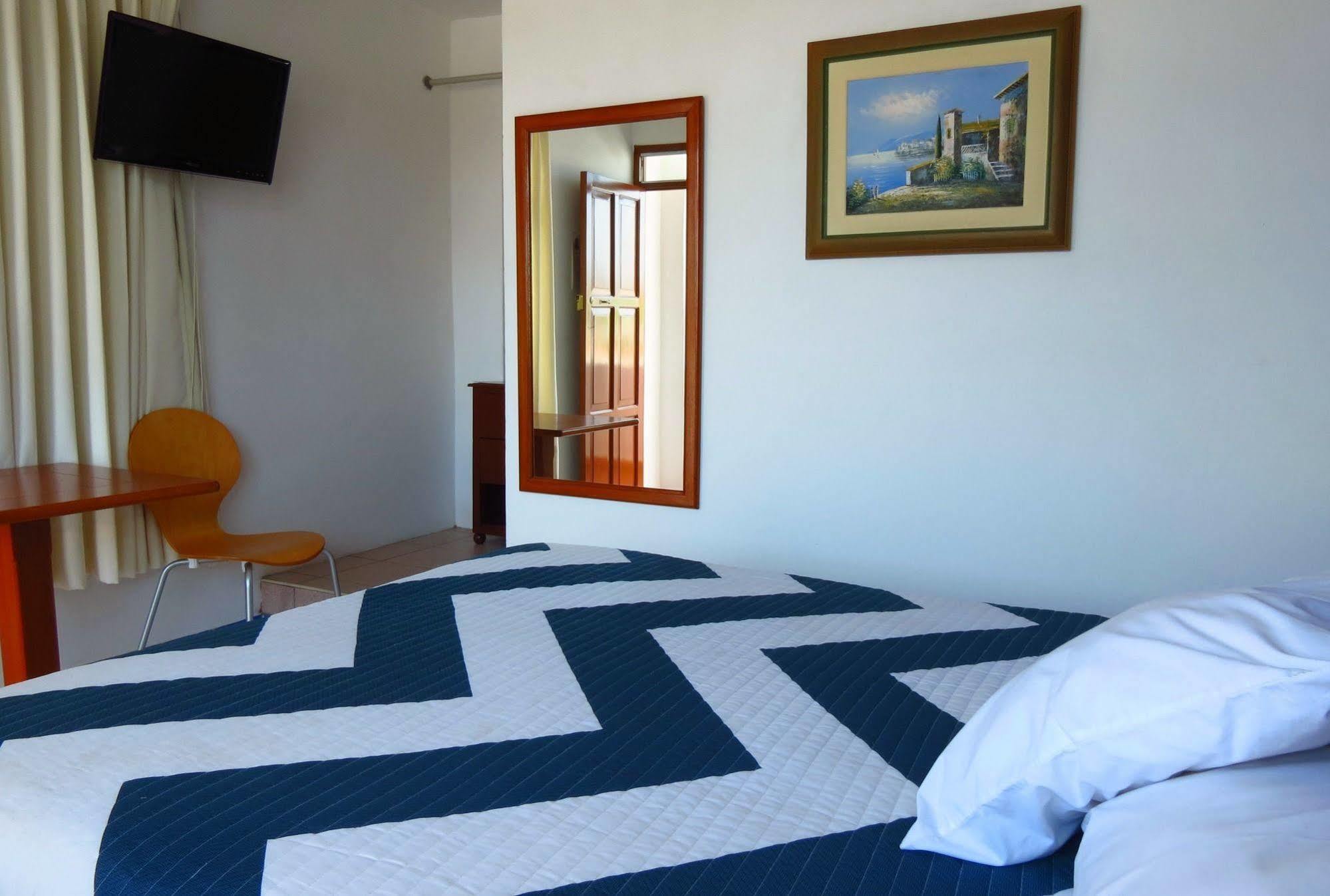 Hotel Bracamonte Huanchaco Kültér fotó